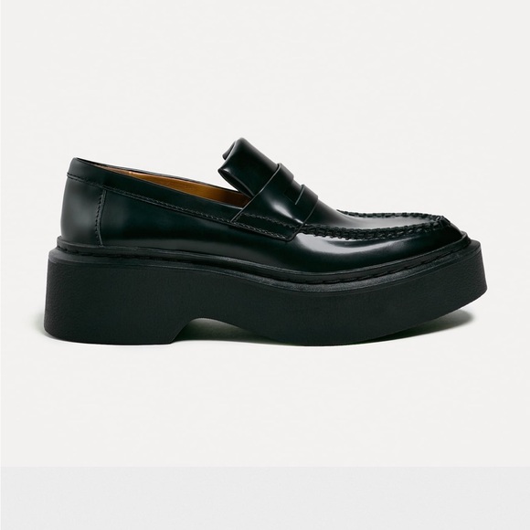 Sold - Picture 4 of 10